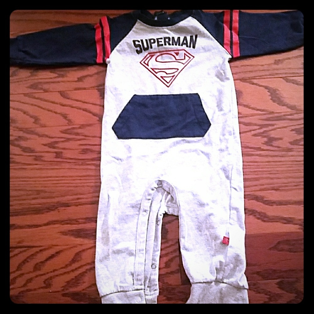 DC Comics Superman Long Sleeve & Pants Onsie 12 Mo